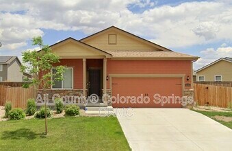 Building Photo - 10084 Thunderbolt Trail