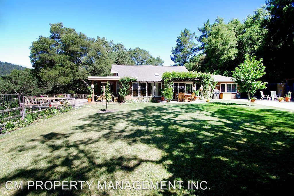 Primary Photo - 204 Josselyn Ln