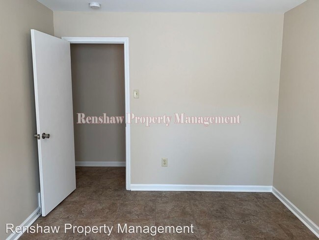 Foto del edificio - 2 br, 1 bath House - 3226 Lyndale Ave.