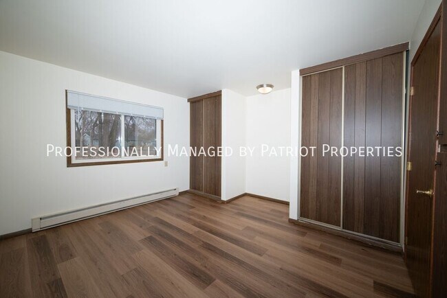 Building Photo - 724 Chase Blvd