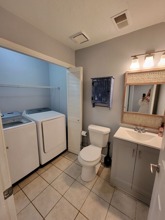 Foto del edificio - Great Roswell Location!