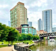 Building Photo - 600 N Kingsbury St