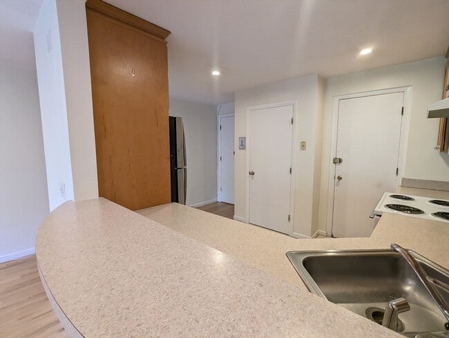 Foto del edificio - 15 Walbridge St