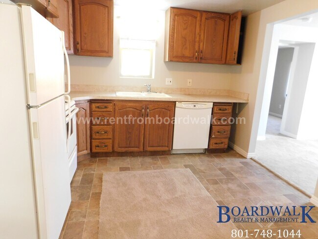 Building Photo - 5974 W 3500 S