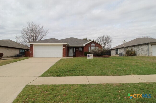 Building Photo - 5211 James Loop