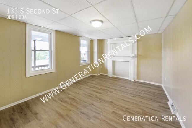 Foto del edificio - 133 S Second St