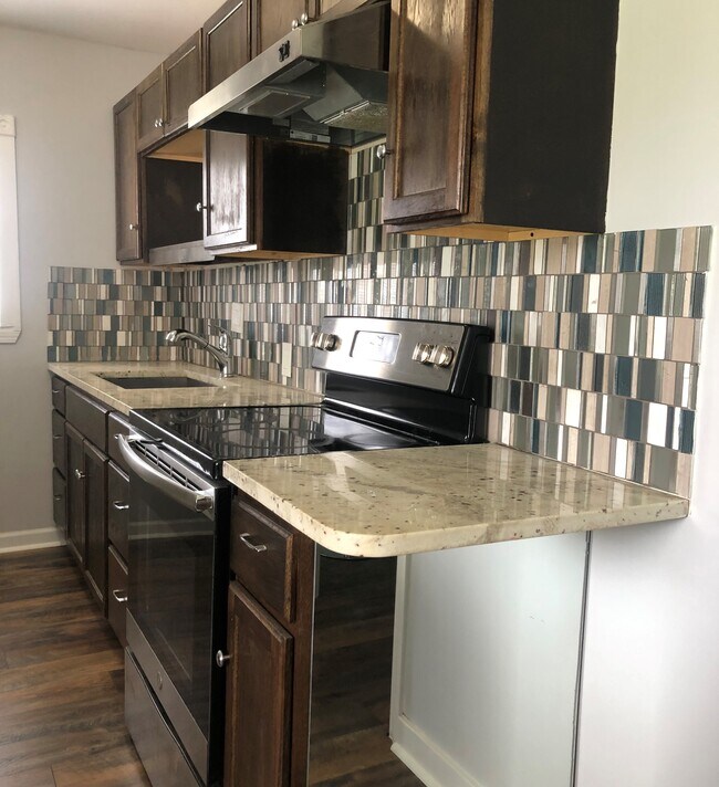Foto del edificio - 602 NE 18th St