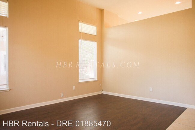 Foto del edificio - 3 br, 2 bath House - 1304 Tom Fowler