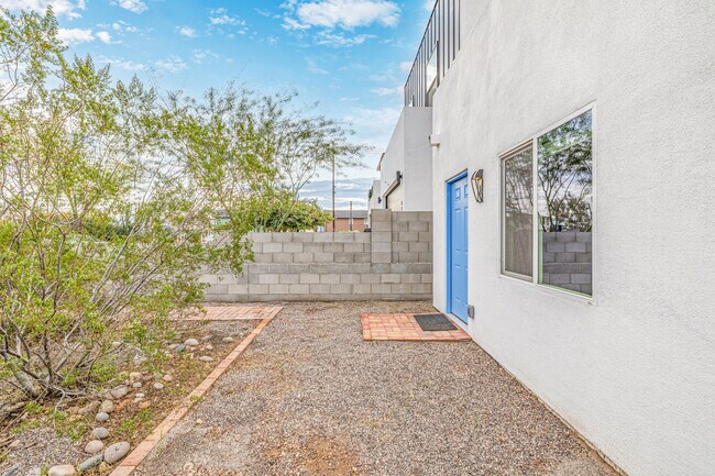 Foto del edificio - 4516 N 8th Pl