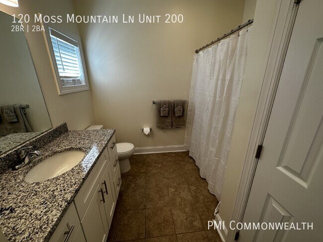 Foto del edificio - 2 Bed / 2 Bath Apartment (Available Now)