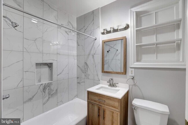Foto del edificio - 1426 12th St NW