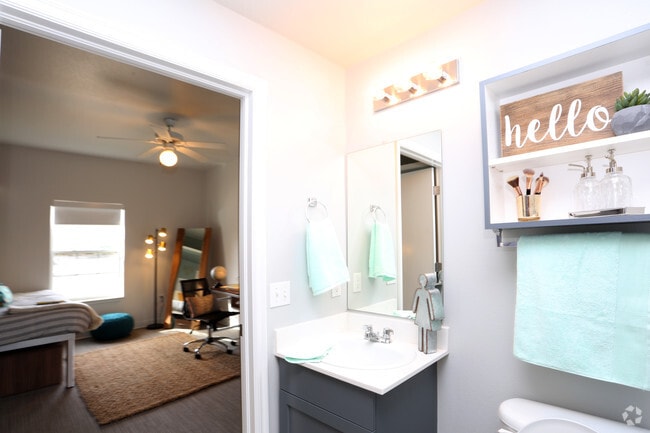 Interior Photo - The Flats at Norman (new)