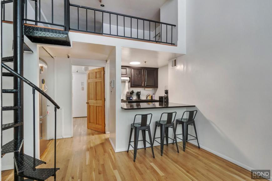 Foto principal - 1 bedroom in NEW YORK NY 10038