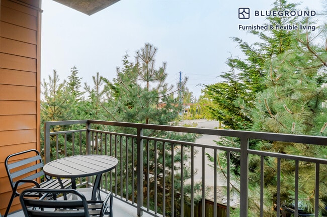 Building Photo - 15522 NE 22 Pl