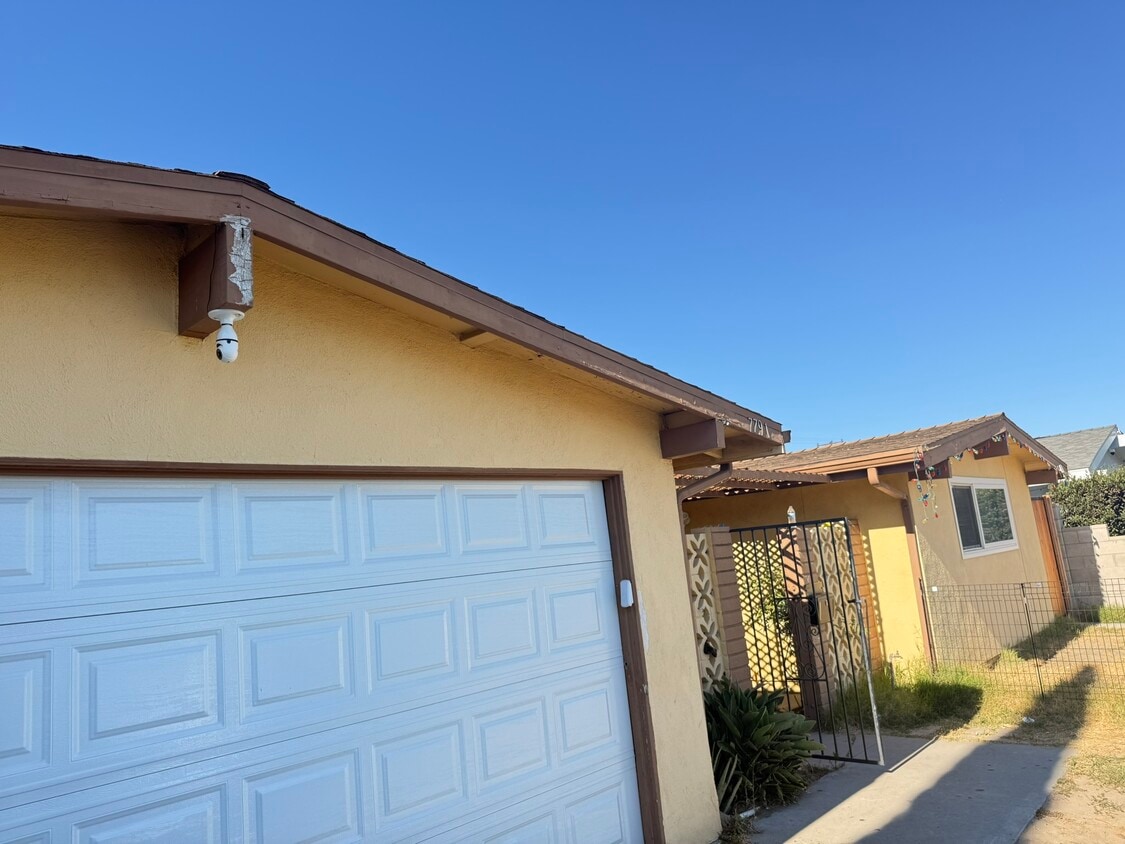 Foto principal - 7791 Eileen St