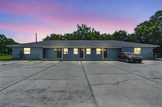 Building Photo - 907 Center Ave