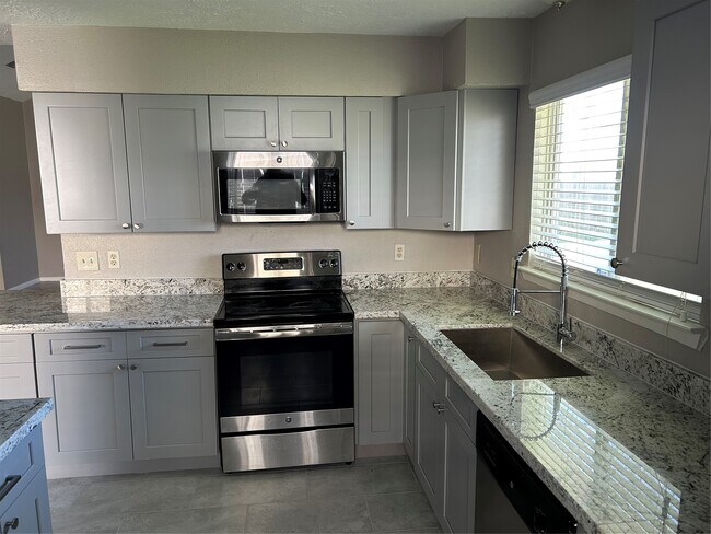 Foto del edificio - 3306 Boxelder Dr
