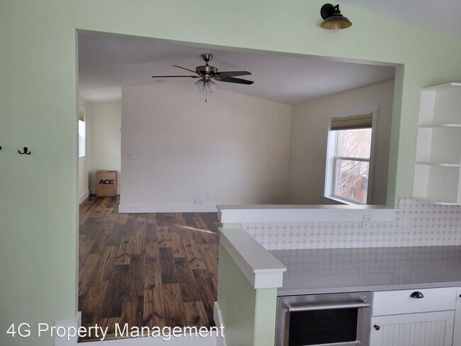 Building Photo - 3 br, 3 bath House - 196 Green Tree Drive
