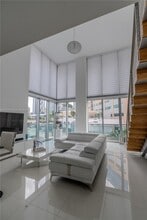 Building Photo - 350 S Miami Ave