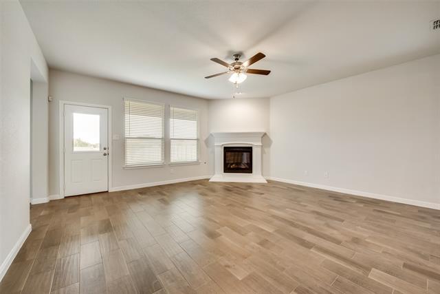 Foto del edificio - 1308 Canary Ln