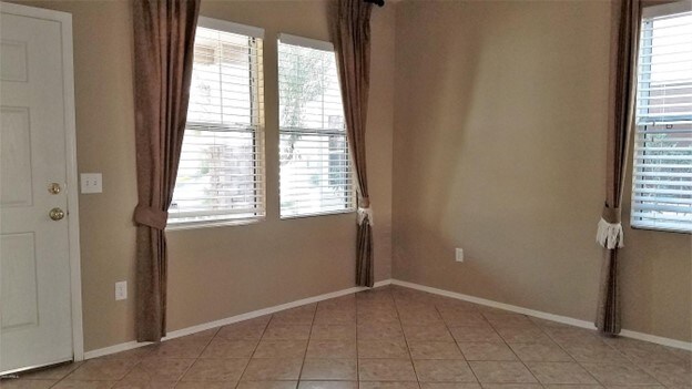 Foto del edificio - 4166 E Betsy Ln