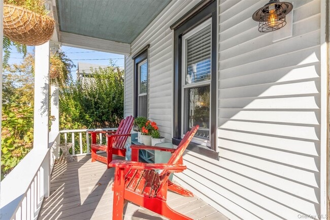 Building Photo - 312 5th Ave