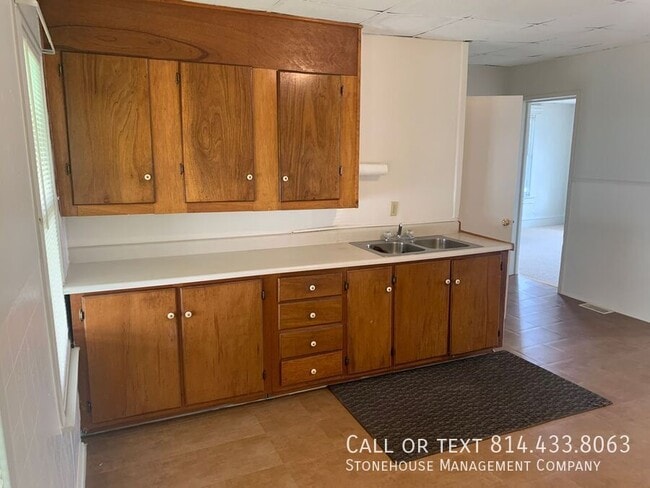 Foto del edificio - 418 Huron St