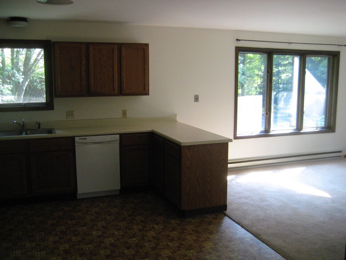 #62 - 62 Summer St