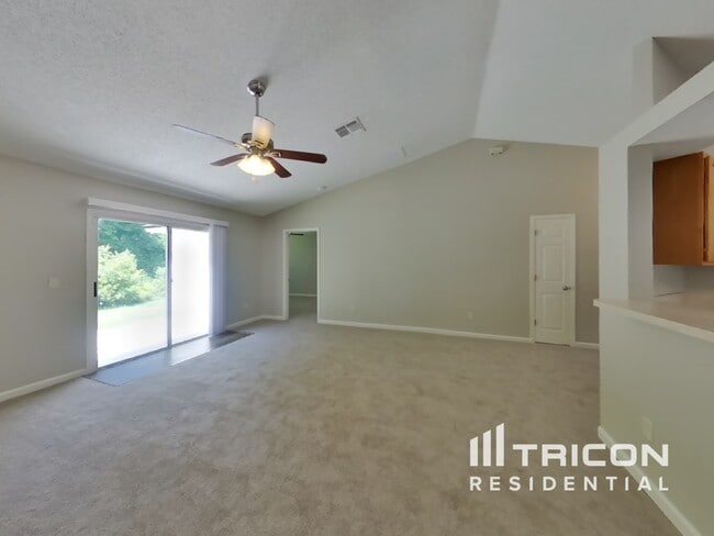 Building Photo - 11110 Lauren Oak Ln S