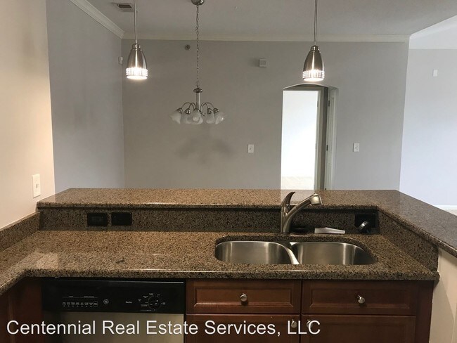 Foto del edificio - 16000 Granada St