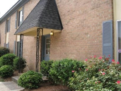 Building Photo - 3840 Overbrook Dr