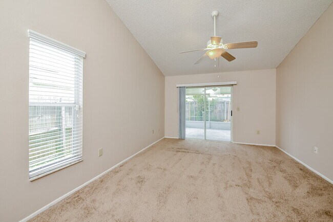 Building Photo - 13203 Pine Creek Cir
