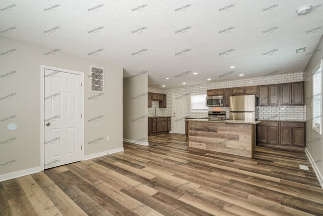 Building Photo - 3545 Ontario St