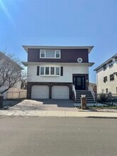 Building Photo - 295 Paulanne Terrace