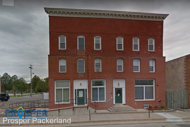 Building Photo - 409 N Broadway