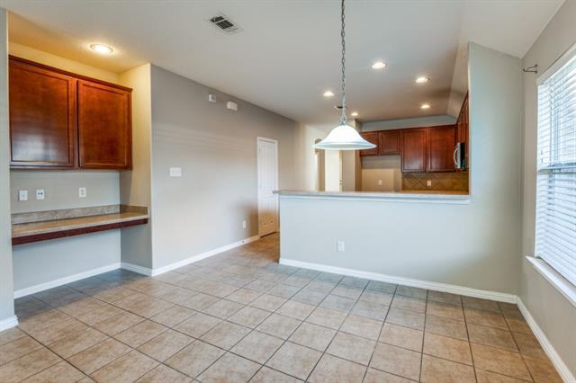 Building Photo - 2309 Castle Creek Dr