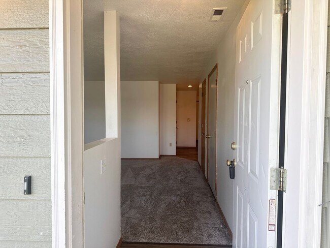 Foto del edificio - 2538 NE Norton Ct