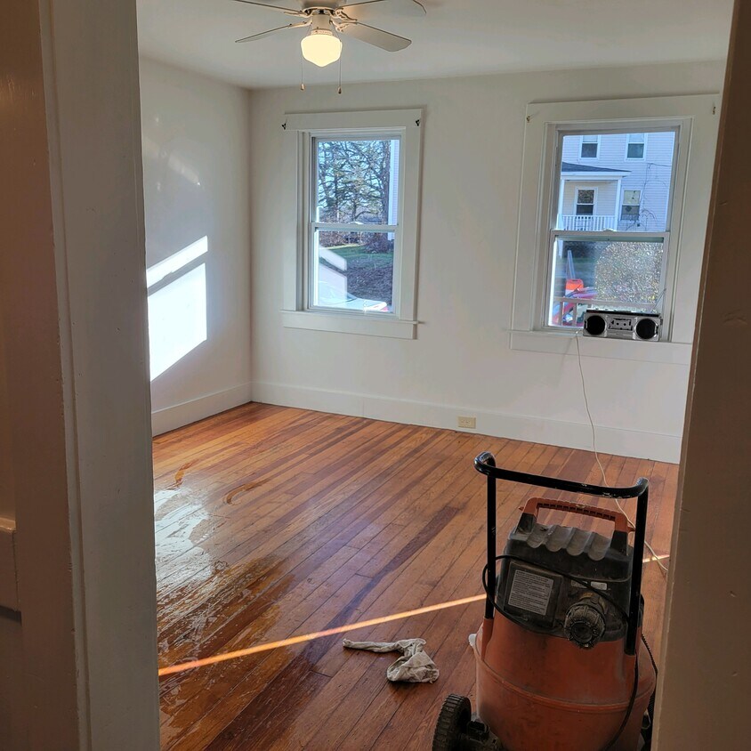 Living Room - 54 Overlook St