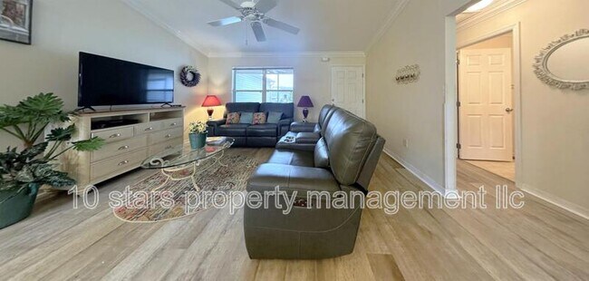 Building Photo - 2156 Crawford Ct