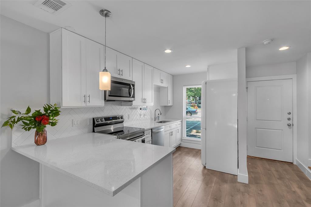 Foto principal - 3812 Southway Dr