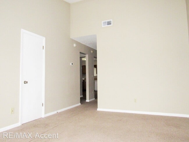 Building Photo - 2 br, 1 bath House - 341 Beverly St.