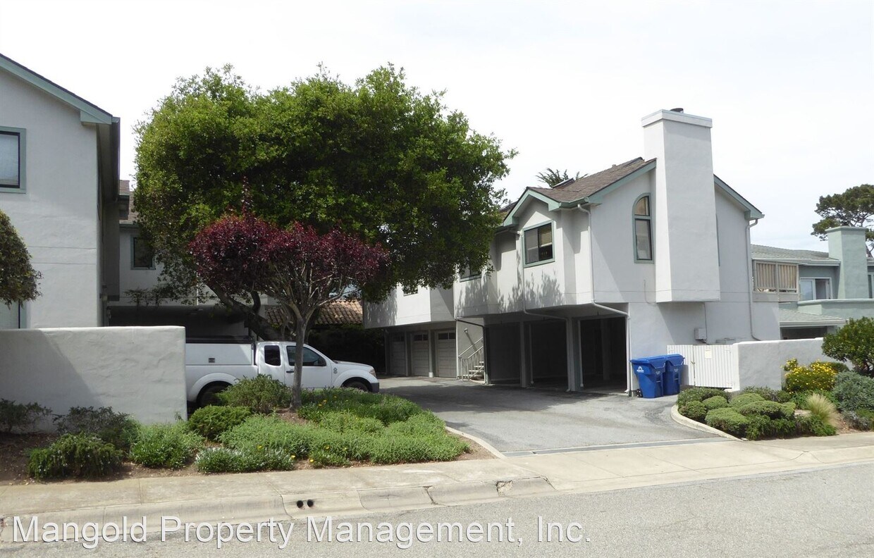 Building Photo - 820 Lighthouse Ave