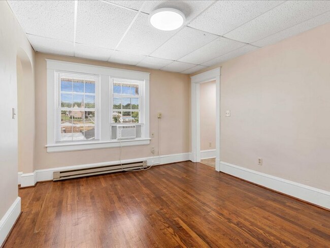Building Photo - 16 3rd St NW