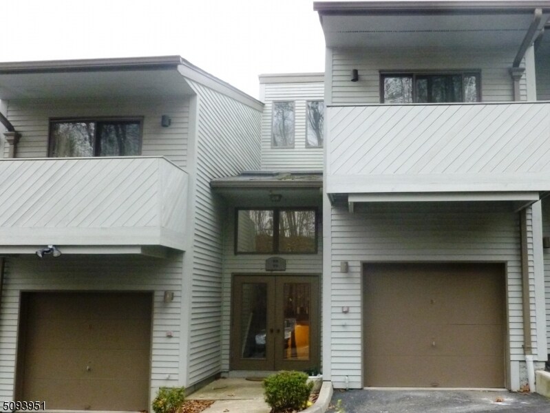 99 Adams Terrace, Clifton, NJ 07013 Room for Rent in Clifton, NJ