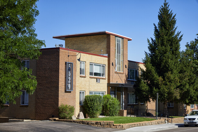 Building Photo - Melody Creek Apartments