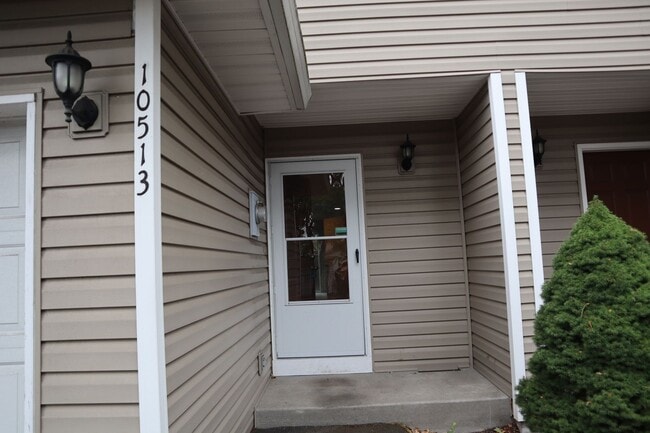 Photo - 10513 NE 63rd St House