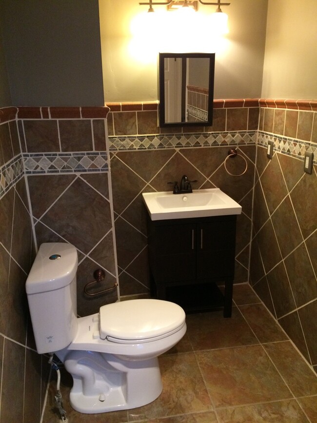 Bathroom - 1340 S Hanover St