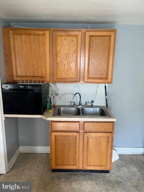 Foto del edificio - 37 W Coover St