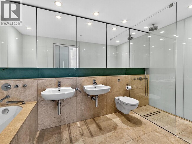 Photo du bâtiment - 838 W Hastings St