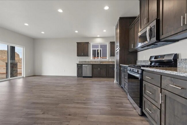 Foto del edificio - 3257 NW Cedar Ave